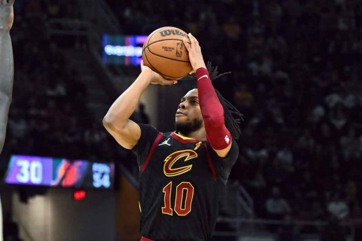 Bintang tuan rumah Darius Garland mengemas dwiganda 29 poin dan 16 assist, Lauri Markkanen memperoleh 18 poin, Lamar Stevens mengumpulkan 16 poin.