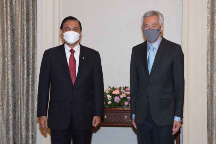 Saat bertemu dengan PM Singapura Lee Hsien Loong, Luhut Binsar Panjaitan mengajak Singapura ikut serta dalam pengembangan food estate dan pembangunan ibu kota negara baru di Indonesia, sehingga memberi manfaat dalam mengoptimalkan sumber daya yang dimiliki kedua negara.