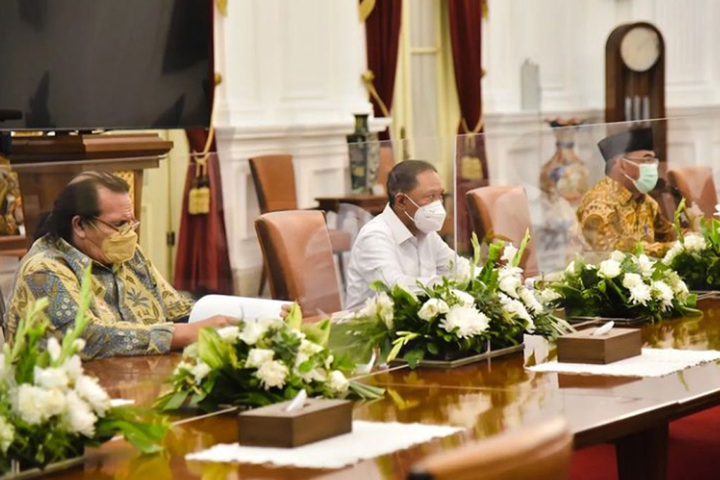 Menpora juga menjelaskan bahwa dalam rapat terbatas ditetapkan penyelenggaraan ASEAN Para Games XI berada langsung di bawah koordinasi pemerintah pusat dengan Menteri Koordinator Bidang Pembangunan Manusia dan Kebudayaan Muhadjir Effendy ditunjuk sebagai Ketua Badan Pertimbangan yang beranggotakan menteri-menteri terkait.