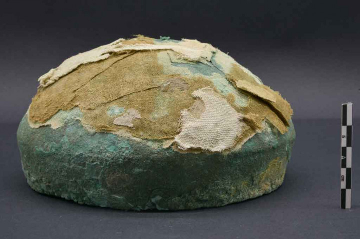 Penemuan makam yang berasal antara tahun 900 hingga 1.050 tersebut terjadi pada akhir 2021.