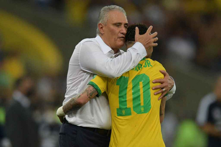 Dengan hasil tersebut tim asuhan Tite itu melanjutkan catatan belum terkalahkan selama kualifikasi Piala Dunia 2022 zona CONMEBOL. 