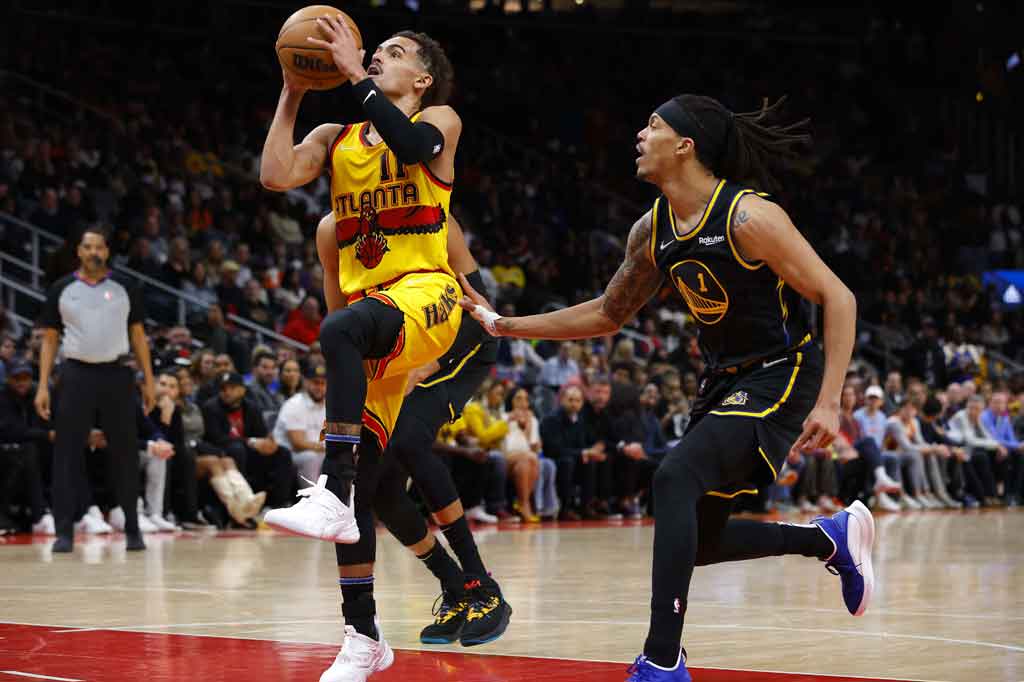 Jajaran pemain inti Hawks seluruhnya mampu mencapai raihan angka dua digit dipimpin sang bintang Trae Young yang mengemas dwiganda 33 poin dan 15 assist diikuti 25 poin dari Danilo Gallinari.