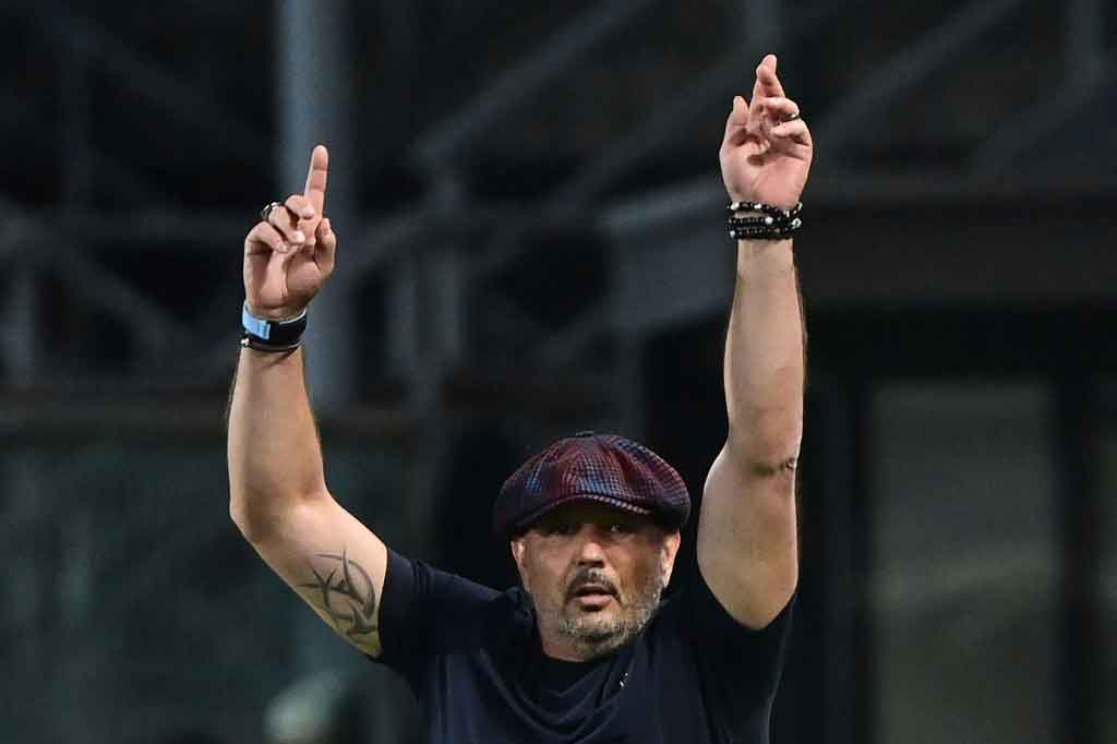 Bologna finis di urutan ke-12 dalam dua musim berikutnya dan saat ini berada di posisi tersebut di Serie A, dengan delapan pertandingan tersisa.