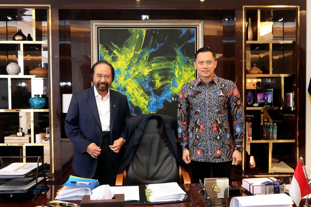 AHY mengaku ingin berdiskusi dengan Surya Paloh dan para elite Nasdem soal isu-isu kebangsaan dan kesepakatan menghadapi pemilu kedepan.