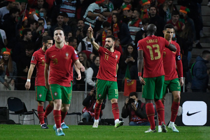 Gol kedua Portugal tercipta pada menit ke-65 melalui Bruno Fernandes yang mampu melepaskan tembakan langsung setelah menerima umpan lambung dari Diogo Jota sehingga skor berubah menjadi 2-0.