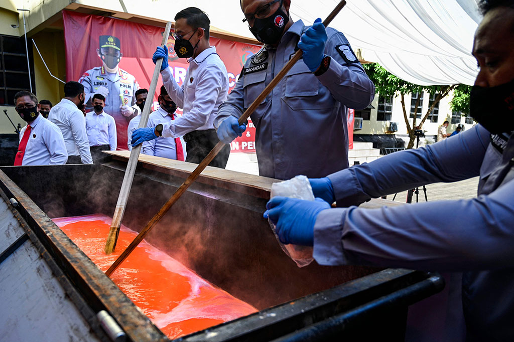 Kapolda Aceh Irjen Ahmad Haydar mengatakan narkoba jenis sabu yang dimusnahkan tersebut merupakan hasil pengungkapan jaringan internasional oleh jajaran Polda Aceh bersama Bareskrim Polri serta Kantor Wilayah Direktorat Jenderal Bea Cukai Aceh, Kantor Wilayah Direktorat Jenderal Bea Cukai Khusus Kepulauan Riau, Polres Aceh Utara, dan Polres Aceh Timur.