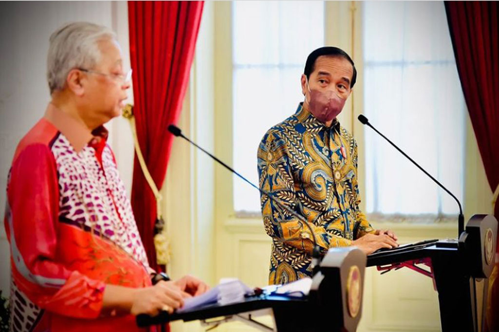 Sementara itu, PM Malaysia mengatakan sebagai negara tetangga, Malaysia menghargai kontribusi pekerja migran Indonesia terhadap pembangunan ekonomi dan kehidupan rakyat Malaysia.