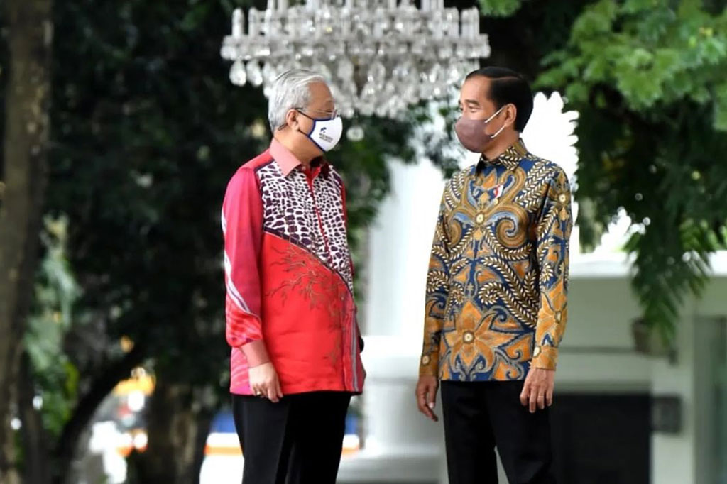 Presiden Joko Widodo menerima kunjungan Perdana Menteri (PM) Malaysia Dato Sri Ismail Sabri Yakob bersama delegasi dari Malaysia dalam kunjungan kerja di Istana Merdeka, Jakarta, Jumat, 1 April 2022. PM Malaysia tiba di Istana Merdeka sekitar pukul 10.55 WIB.