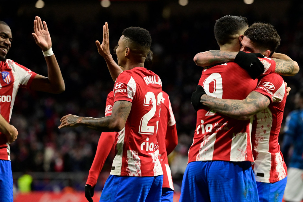 Atletico Madrid berhasil menang 4-1 atas Alaves dalam lanjutan pekan ke-30 LaLiga, kompetisi tertinggi Liga Spanyol musim 2021-2022, yang digelar di Stadion Wanda Metropolitano pada Minggu, 3 April 2022, dini hari WIB.
