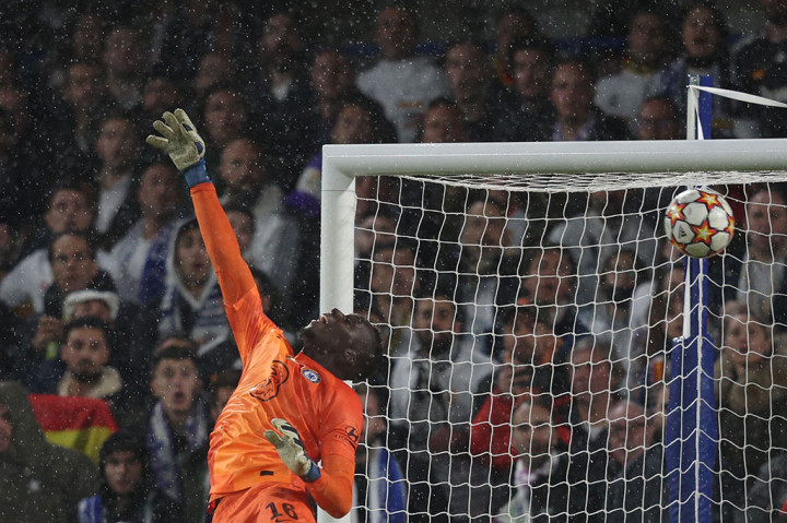 Benzema menciptakan gol pertamanya pada menit ke-21 lewat sundulan setelah bermain satu-dua dengan Vinicius Junior. Dia mengirimkan bola ke sudut atas yang tak bisa dijangkau Edouard Mendy.