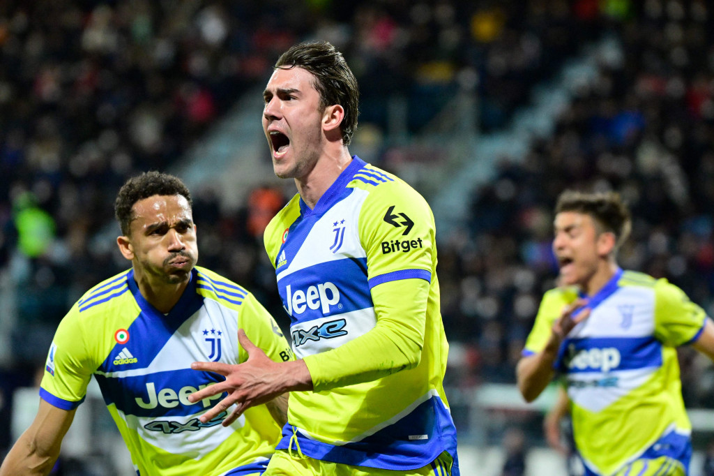 Juventus menang tipis 2-1 atas tuan rumah, Cagliari dalam lanjutan Liga Italia.