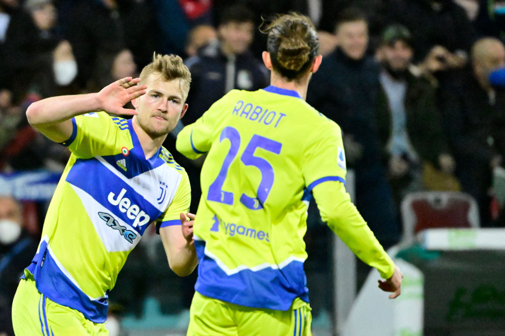 Namun, Juventus bisa membalikkan keadaan berkat gol Matthijs de Ligt pada menit ke-45.