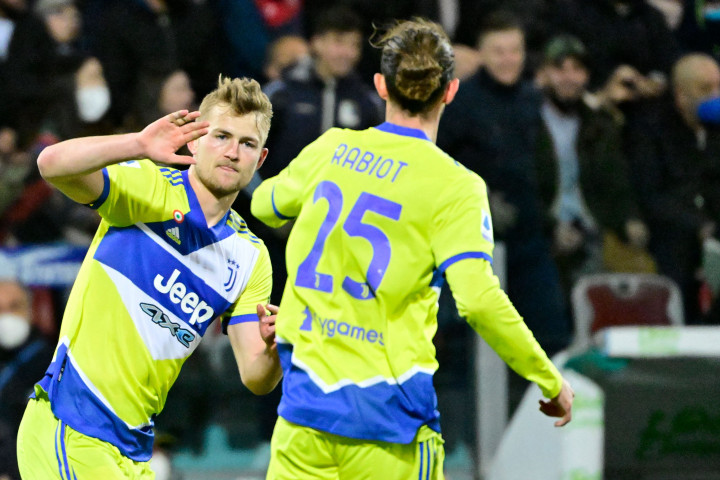 Namun, Juventus bisa membalikkan keadaan berkat gol Matthijs de Ligt pada menit ke-45.