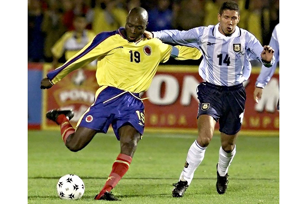 Rincon menjadi bagian dari generasi emas pemain Kolombia yang membawa tim nasional negeri ini mencapai tiga Piala Dunia berturut-turut pada1990, 1994 dan 1998, bersama pemain-pemain seperti Carlos Valderrama dan Faustino Asprilla.