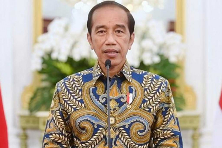 Selain THR dan gaji ke-13, Presiden Jokowi juga memutuskan untuk memberikan tambahan tunjangan kinerja bagi seluruh Aparatur Sipil Negara (ASN), TNI dan Polri aktif yang memiliki tunjangan kinerja.