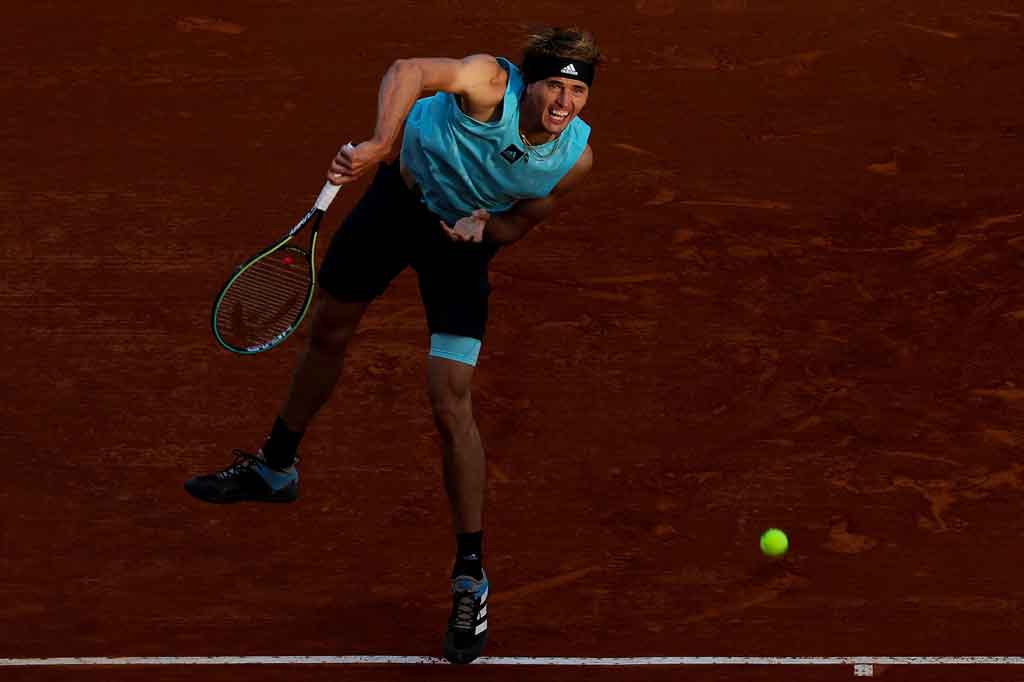 Petenis asal Jerman itu pada perempat final akan menghadapi Jannik Sinner, yang bangkit dari kekalahan set pertama untuk menumbangkan finalis tahun lalu Andrey Rublev.