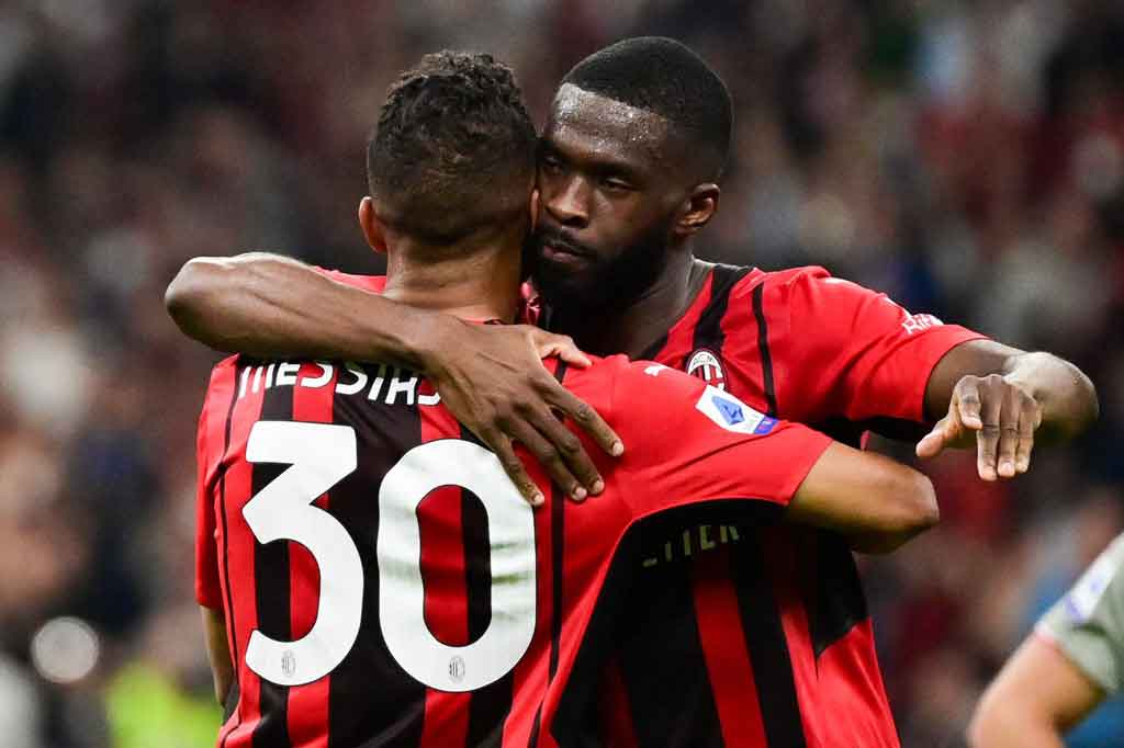 Dengan kemenantan tersebut AC Milan kembali memuncaki klasemen Liga Italia. Tim besutan Stefano Pioli mengantungi 71 poin, unggul dua poin atas Inter yang masih memiliki satu laga simpanan.