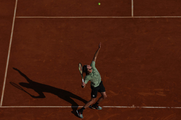 Stefanos Tsitsipas memastikan diri lolos ke final Monte Carlo 2022 setelah mengalahkan Alexander Zverev di laga semifinal, Sabtu, 16 April 2022, waktu setempat.
