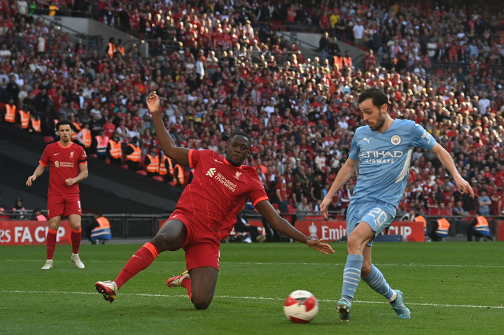 Man City kemudian membalas di babak kedua lewat gol Jack Grealish dan Bernardo Silva.