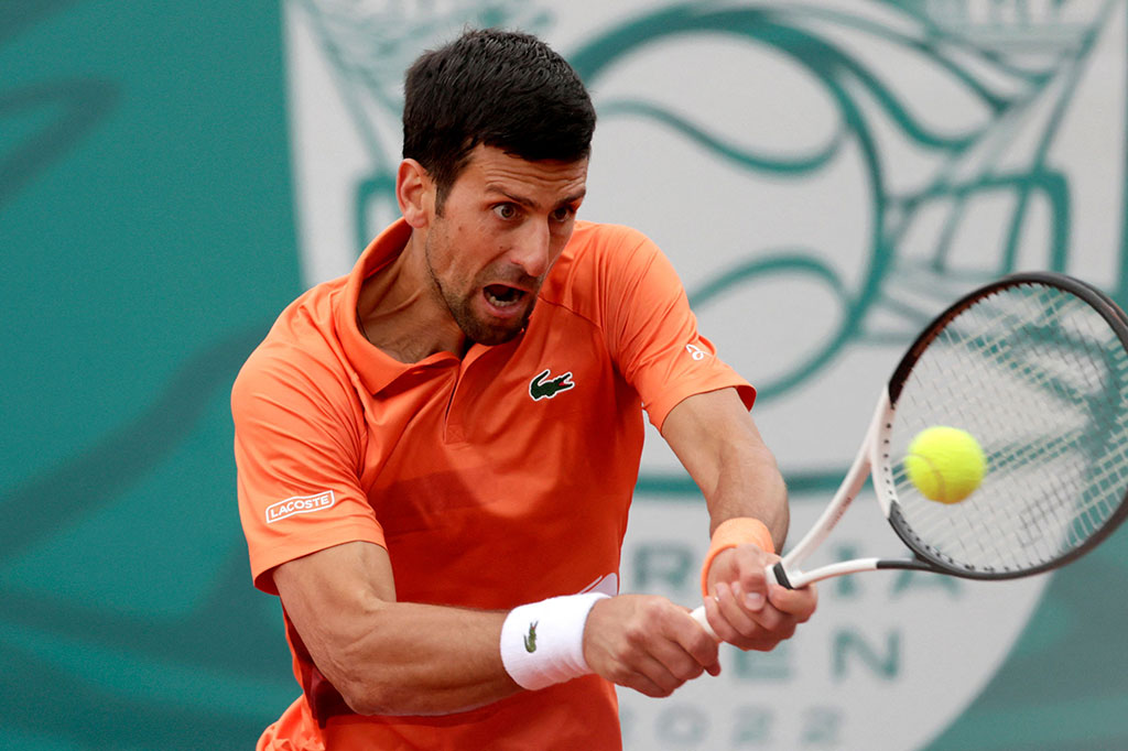 Djokovic, yang mengejar gelar ketiga di Serbia Open dan gelar keempat ATP Tour secara keseluruhan di kota kelahirannya, akan menghadapi unggulan ketiga Karen Khachanov untuk memperebutkan satu tempat di final.