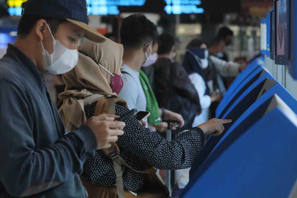 Sementara itu puncak arus mudik 2022 di Bandara Soekarno-Hatta diperkirakan tanggal 28-30 April 2022. Pada periode tersebut, jumlah penumpang setiap harinya diperkirakan mencapai 140 ribu orang.