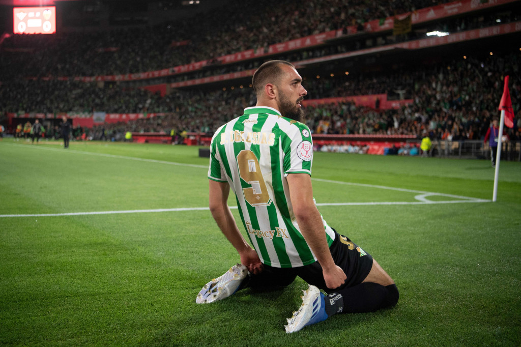 Kedua gol tercipta pada babak kedua. Borja Iglesias membawa Real Betis unggul 1-0 pada menit ke-11.