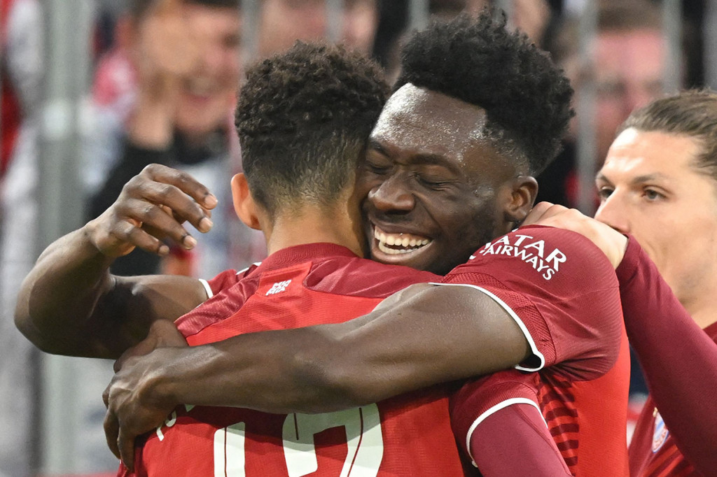 Jamal Musiala mencetak gol ketiga Bayern tujuh menit menjelang akhir pertandingan ini.