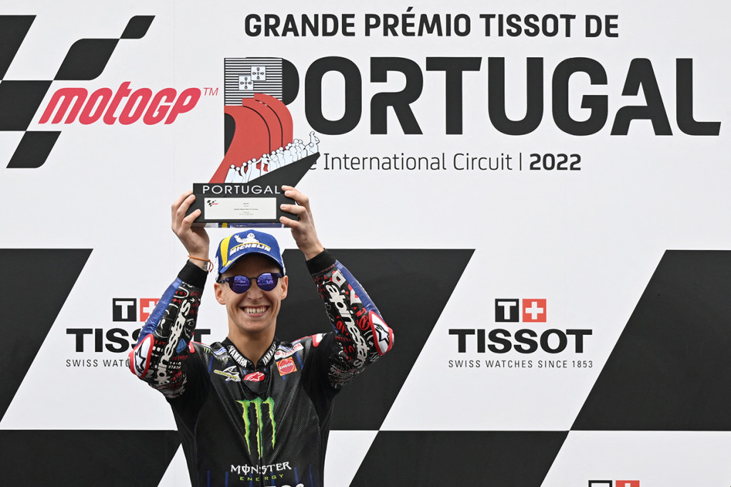 Rider Yamaha Fabio Quartararo tampil sebagai pemenang MotoGP Portugal 2022.