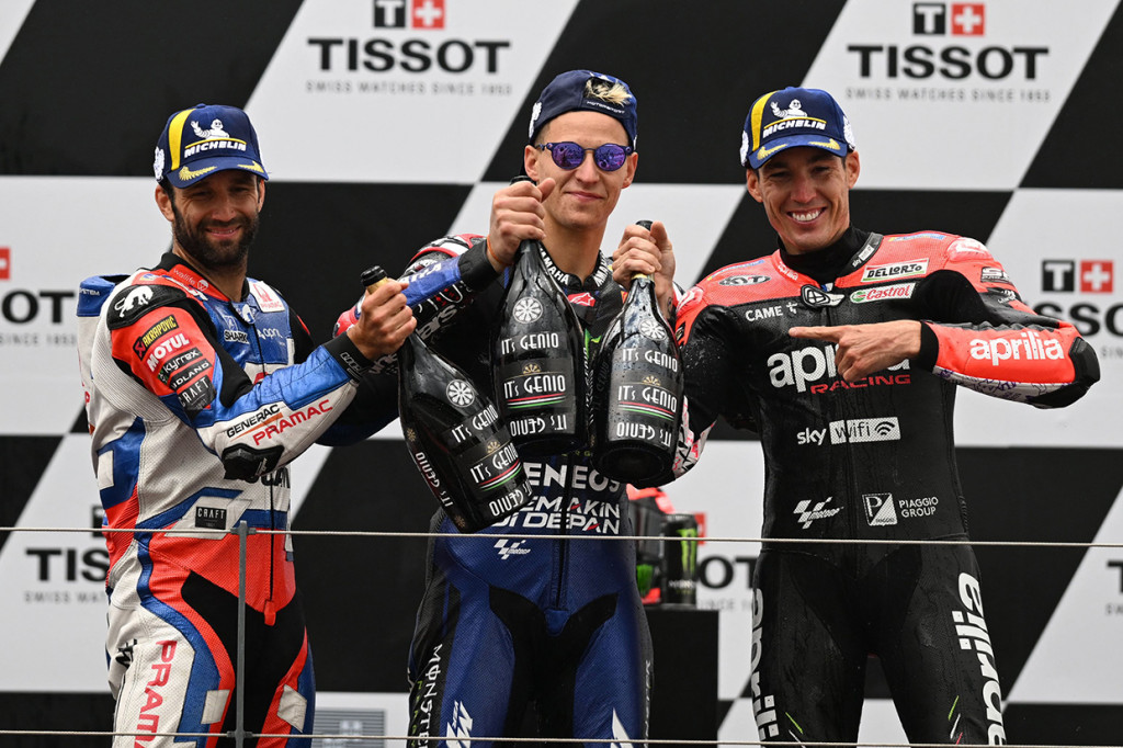 Berkat tambahan 25 poin yang didapat, Quartararo berhak menempati peringkat teratas klasemen MotoGP dengan perolehan 69 poin.