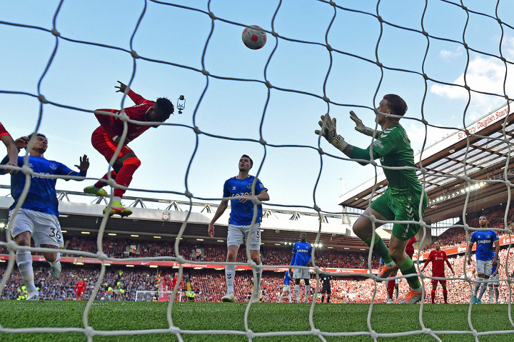 Lalu, Divock Origi menutupnya lewat gol di lima menit akhir laga.