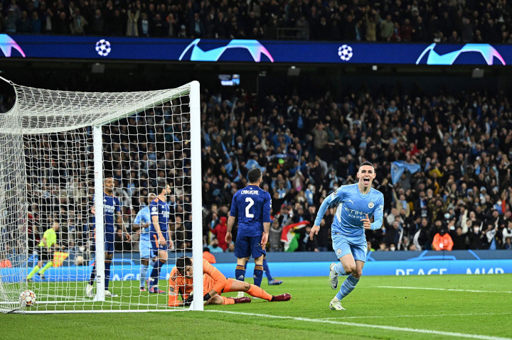 City kemudian merestoraasi keunggulan dua gol menjadi 3-1 lewat sundulan Phil Foden menyelesaikan umpan silang Fernandinho pada menit ke-53.