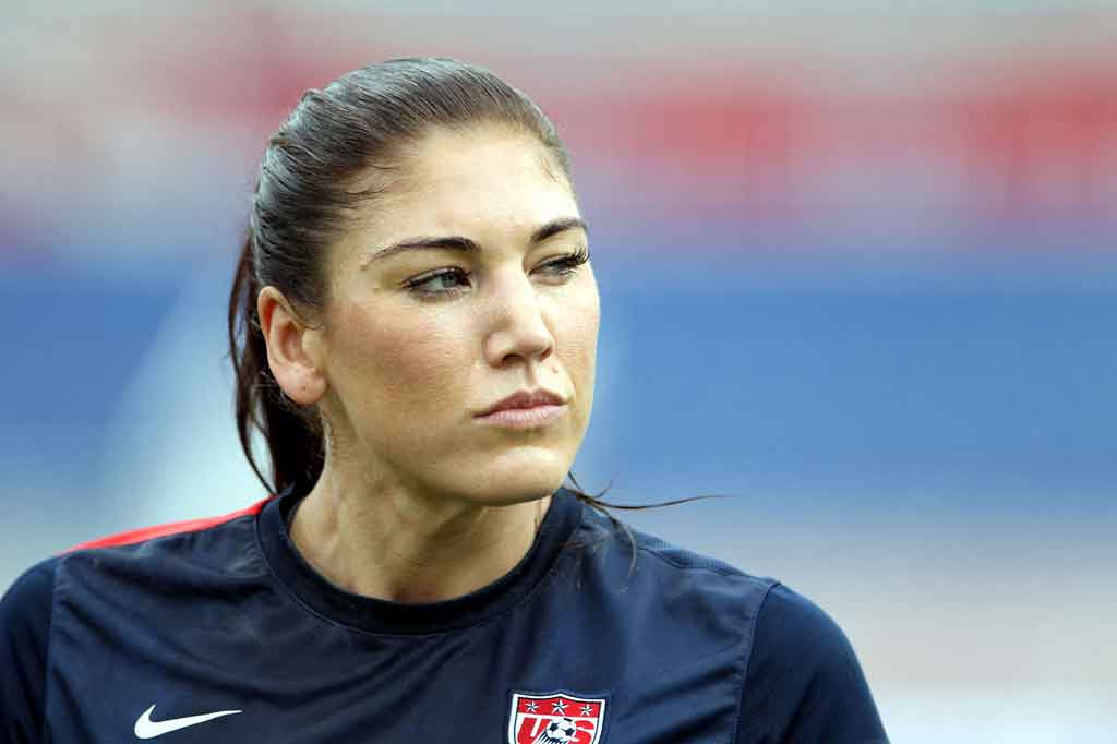 Mantan penjaga gawang tim nasional wanita AS, Hope Solo, Jumat, 29 April 2022 waktu setempat, mengatakan bahwa dia memasuki program perawatan alkohol untuk pasien rawat inap. Solo ditangkap bulan lalu atas tuduhan terkait alkohol.