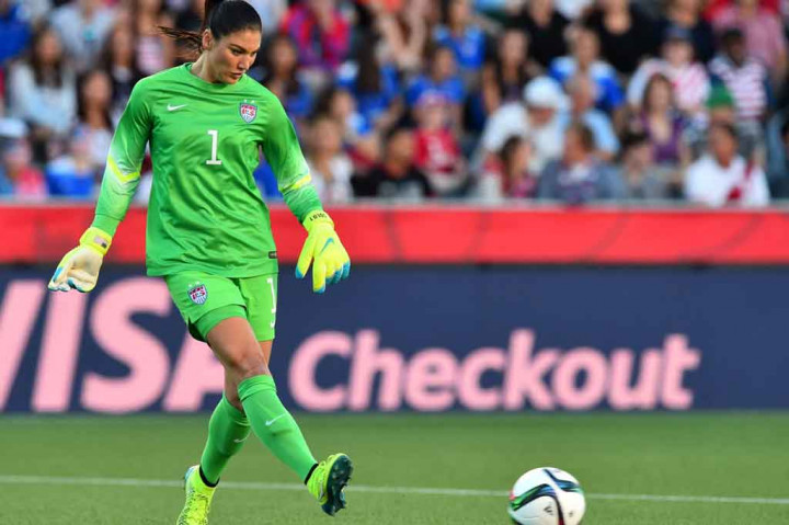 Perempuan berusia 40 tahun itu membantu tim AS memenangi medali emas Olimpiade 2008 dan 2012 serta gelar Piala Dunia Wanita 2015.
