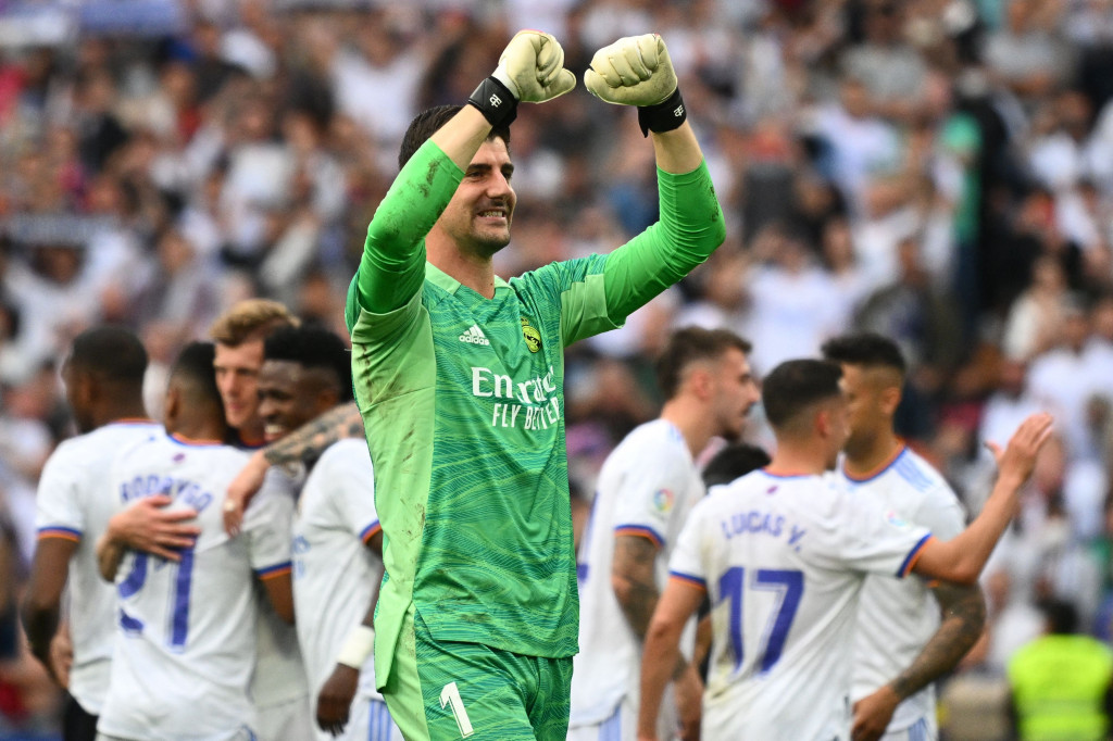 Menjamu Espanyol di Santiago Bernabeu, Sabtu, 30 April 2022, malam WIB, Los Blancos menang telak 4-0.