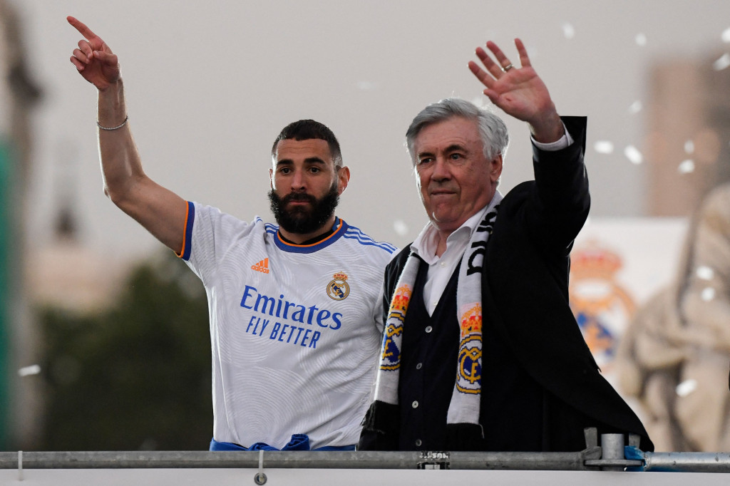 Capaian ini pun jadi momen bersejarah bagi sang pelatih Carlo Ancelotti. Ia menjadi pelatih pertama yang sukses jadi juara di lima liga top Eropa, yaitu di Inggris, Italia, Jerman, Prancis, dan kini Spanyol.