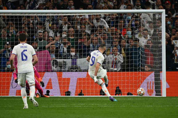 Tiga menit babak tambahan waktu berjalan, Los Blancos mendapat hadiah penalti setelah Karim Benzema dilanggar Ruben Diaz. Benzema berhasil menjalankan tugasnya sebagai eksekutor untuk membawa timnya unggul 3-1.
