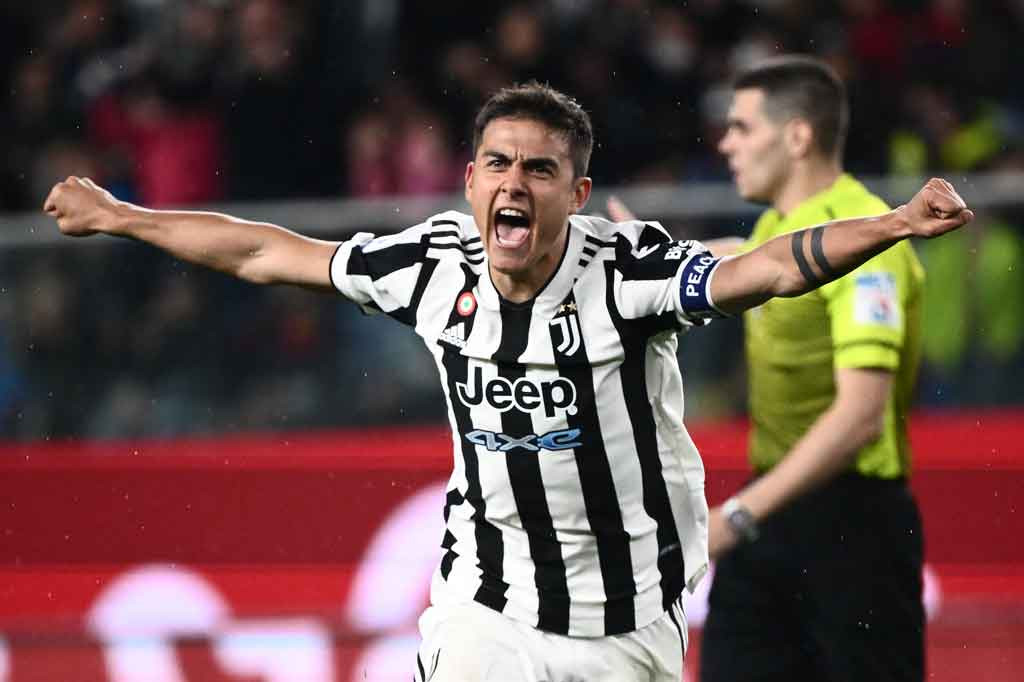Setelah laga imbang tanpa gol di babak pertama, Juventus unggul terlebih dahulu pada menit ke-49 lewat sepakan jarak jauh Paulo Dybala menyelesaikan umpan Moise Kean.