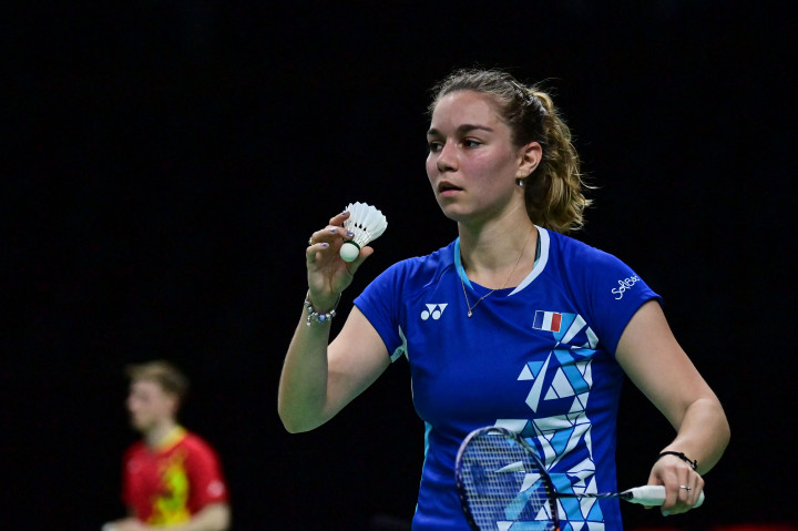 Turun di partai kelima yang bergulir di Impact Arena, Minggu, 8 Mei 2022, Bilqis sukses mengalahkan Yaelle Hoyaux lewat laga rubber dengan skor 17-21, 21-14, 21-18.