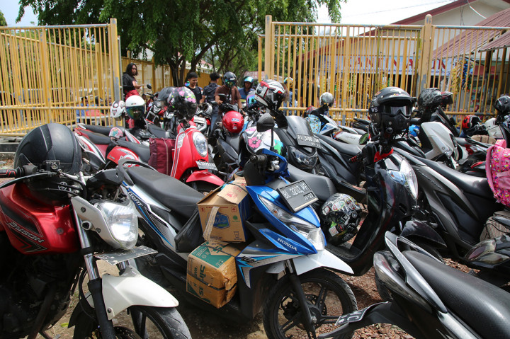 Angka tersebut cukup fantastis melampaui jumlah yang diprediksi sebelumnya. 