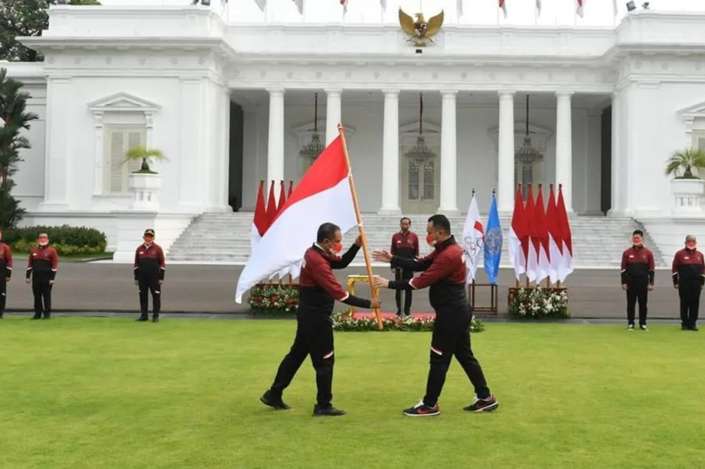 Dalam arahannya, Presiden Jokowi mengharapkan para atlet yang akan berlaga di ajang olahraga Asia Tenggara tersebut dapat mengharumkan nama bangsa dan negara Indonesia.