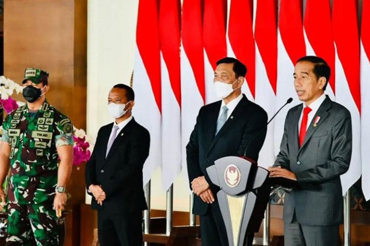 Selain itu, tentunya dalam KTT tersebut, Presiden Jokowi akan menghadiri pertemuan tingkat tinggi pemimpin ASEAN dan Presiden AS Joe Biden. Saat ini, kata Presiden, Indonesia menjadi koordinator kemitraan ASEAN-AS periode 2021-2024.