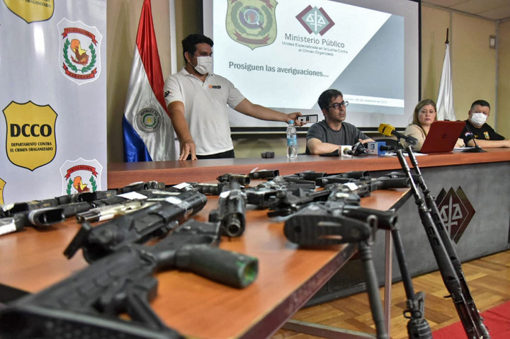 Kepala polisi nasional Kolombia Jenderal Jorge Luis Vargas menawarkan hadiah sekitar USD 122.000 (Rp1,7 miliar) untuk informasi yang dapat membantu memecahkan kejahatan itu, serta mengidentifikasi orang yang dicurigai terlibat dalam kasus tersebut.