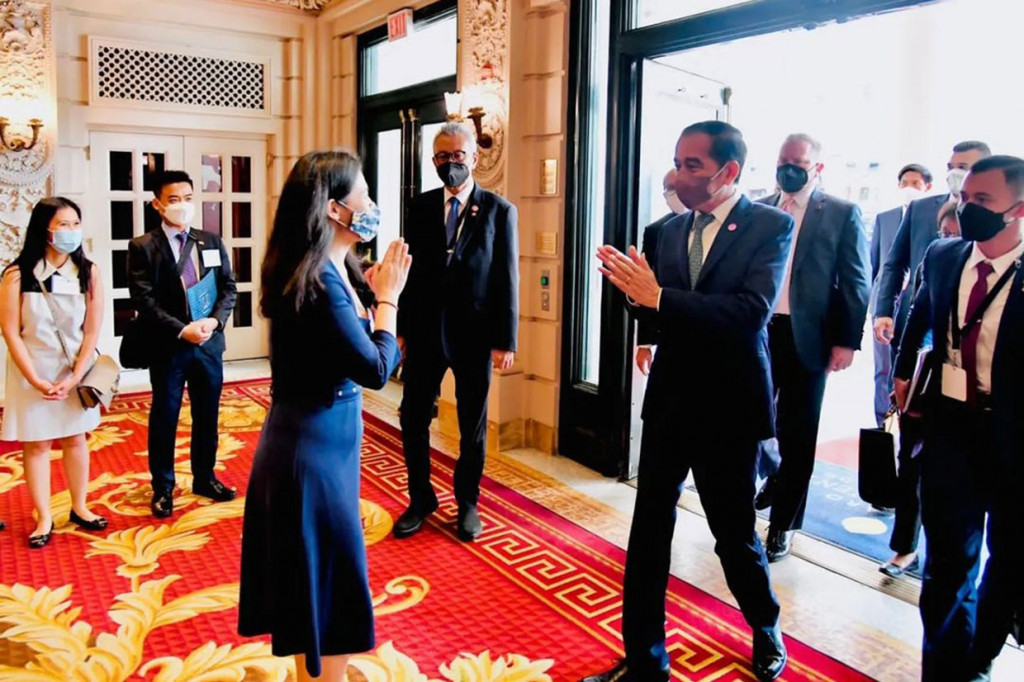 Presiden menambahkan bahwa Indonesia juga serius dalam pengembangan ekonomi digital yang adil dan bermanfaat bagi semua. Saat ini, Indonesia memiliki 2.346 perusahaan rintisan (start up) atau menjadi negara dengan start up terbanyak kelima di dunia.