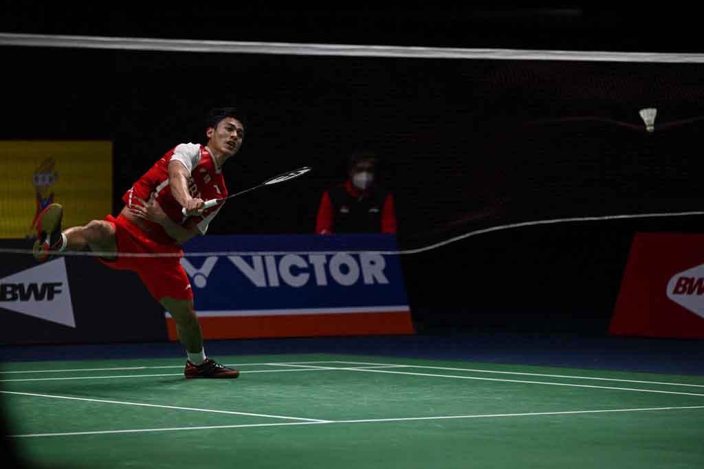 Shesar Hiren Rhustavito kembali mengulangi perannya sebagai pemain penentu timnas menuju babak final Piala Thomas, setelah mengalahkan wakil Jepang Kodai Naraoka di babak semifinal, Sabtu, 14 Mei 2022 dini hari.