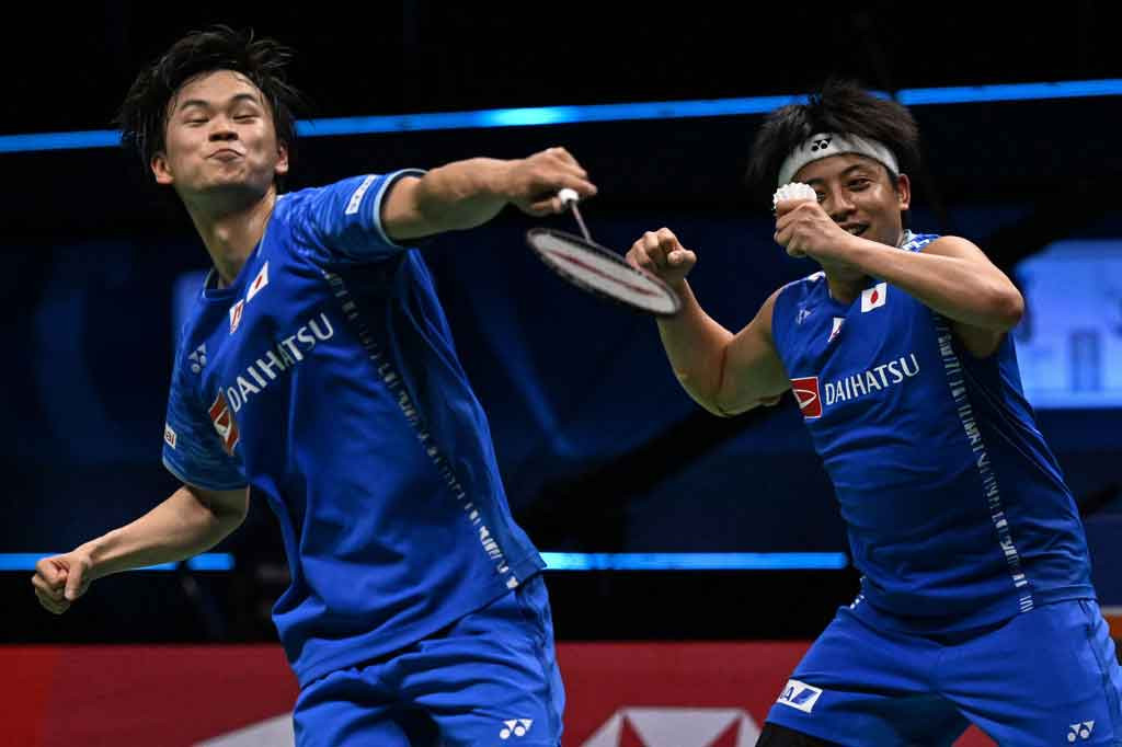 Bahkan Jepang mampu menyamakan kedudukan menjadi 2-2 setelah pasangan Fajar Alfian/Muhammad Rian Ardianto ditundukkan Akira Koga/Yuta Watanabe dengan skor 14-21, 21-13, dan 18-21. 