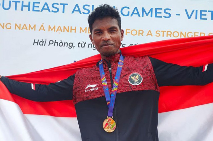 Dan emas keempat pada nomor Men's Quadruple Sculls - Memo/Edwin Ginanjar/Sulpianto/Rifqi Harits Taufiqurrahman.