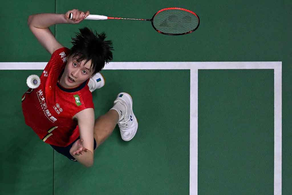 Sebelumnya, pada partai tunggal pertama yang berlangsung selama satu jam 31 menit, An Seyoung dikalahkan Chen Yu Fei dengan skor ketat 21-17, 15-21, 20-22.