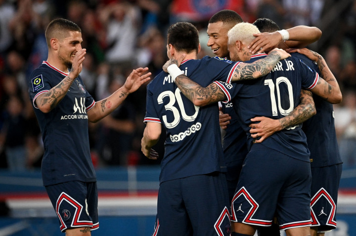 Paris Saint-Germain menutup Ligue 1 2021/2022 dengan berpesta lima gol ke gawang FC Metz. 