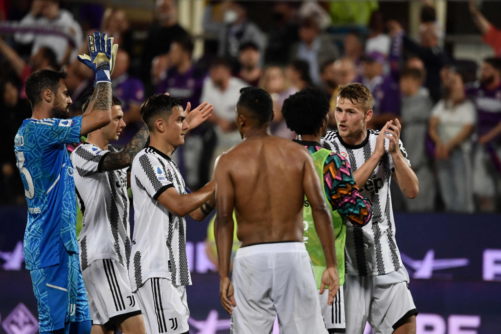 Klub berjulukan Bianconeri itu telah dipastikan finis di peringkat keempat klasemen atau zona Liga Champions. Mereka kini mengantongi 70 poin dari 38 laga.
