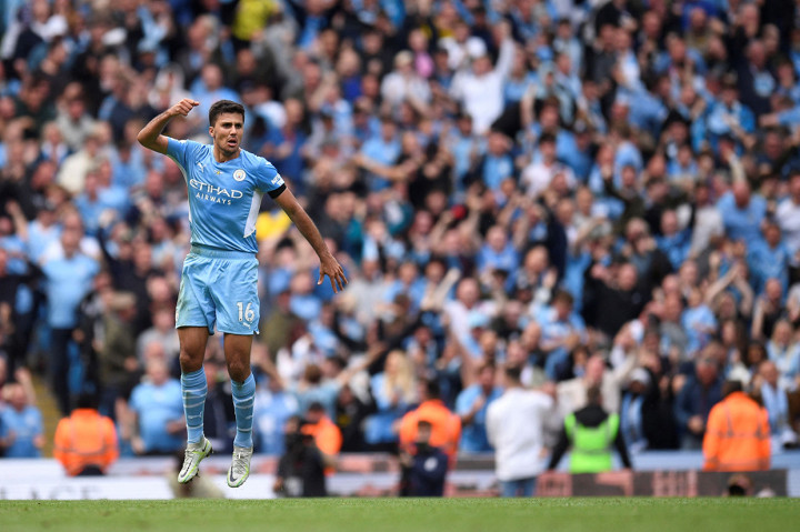 Tak lama berselang Rodri membuat skor berubah menjadi 2-2.